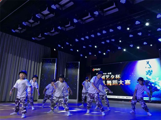 街舞2.jpg
