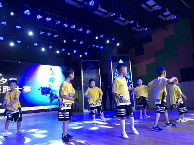 街舞8.jpg