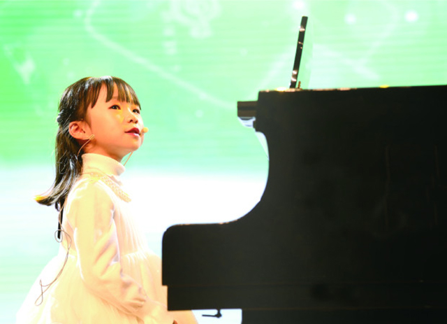 杭州艺朝艺夕少儿钢琴舞台表演.jpeg